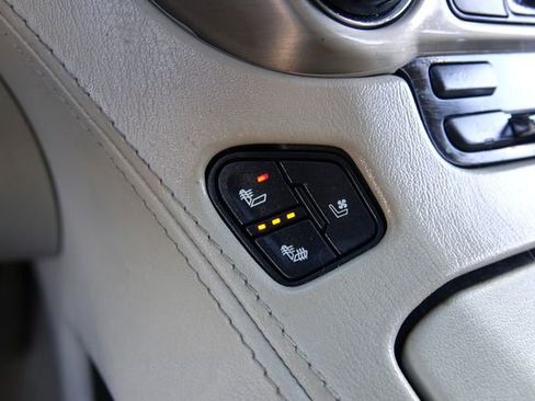 Used 2018 GMC Yukon XL Denali w/ Denali Ultimate Package image 37