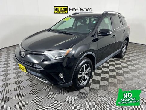 Used 2018 Toyota RAV4 XLE w/ Plus Extra Value Package image 1