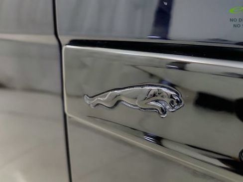 Used 2025 Jaguar F-PACE R-Dynamic S AWD/4WD image 31