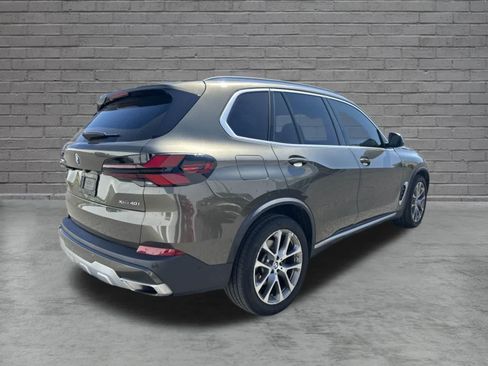 Used 2025 BMW X5 xDrive40i AWD/4WD image 4