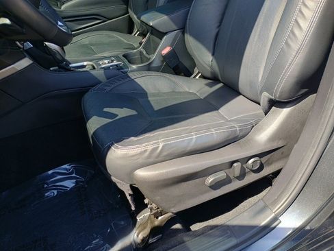 Used 2019 Subaru Forester Limited w/ Popular Package #3 image 13