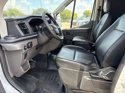 New 2026 Ford Transit 150 148 Medium Roof RWD image 18