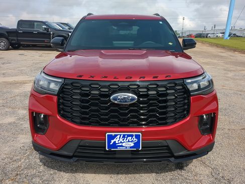 Certified 2025 Ford Explorer ST-Line w/ Premium Package AWD/4WD image 7