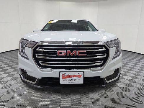 Used 2023 GMC Terrain SLT w/ Tech Package AWD/4WD image 5