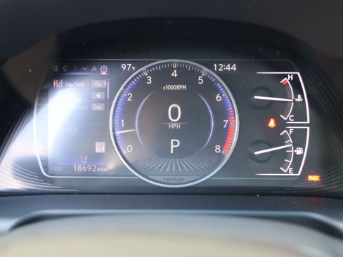 Used 2024 Lexus ES 350 w/ Premium Package FWD image 18