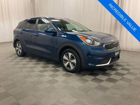 Used 2017 Kia Niro LX image 1