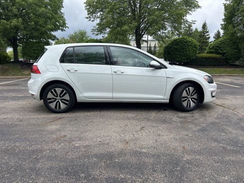 Used 2016 Volkswagen e-Golf SEL Premium FWD image 5