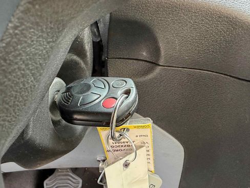 Used 2018 Ford Transit 350 XLT image 25