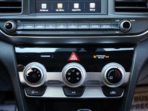 Used 2019 Hyundai Elantra SEL w/ Cargo Package image 35