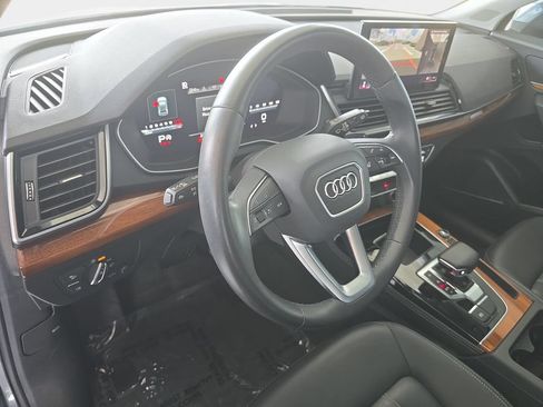 Used 2023 Audi Q5 2.0T Premium Plus w/ Premium Plus Package AWD/4WD image 25