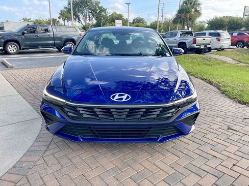 Used 2025 Hyundai Elantra SE image 7