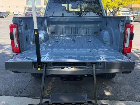 Used 2023 Ford F350 Platinum AWD/4WD image 13