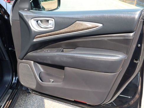 Used 2013 INFINITI JX35 AWD w/ Premium Pkg image 16