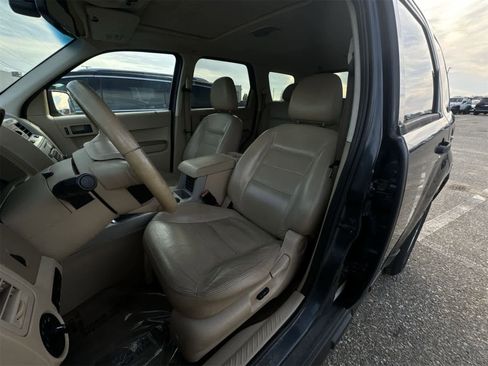 Used 2008 Ford Escape Limited image 16
