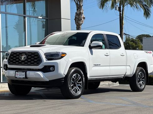 Used 2023 Toyota Tacoma TRD Sport image 10
