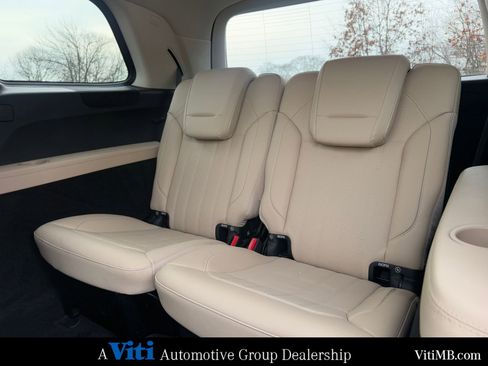 Certified 2019 Mercedes-Benz GLS 450 4MATIC image 23