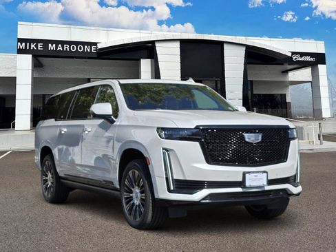 Used 2022 Cadillac Escalade ESV Sport w/ Touring Package AWD/4WD image 2