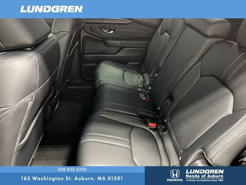 New 2026 Honda Pilot Touring image 19