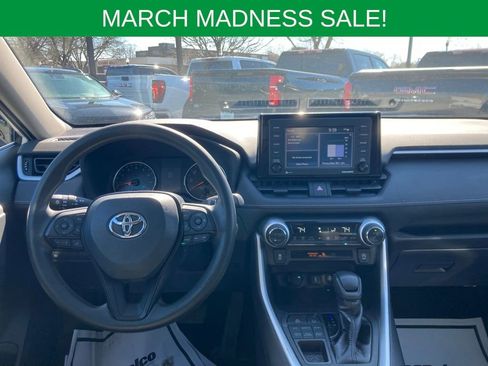 Used 2021 Toyota RAV4 XLE w/ Convenience Package image 12