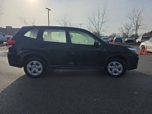 Used 2021 Subaru Forester image 4