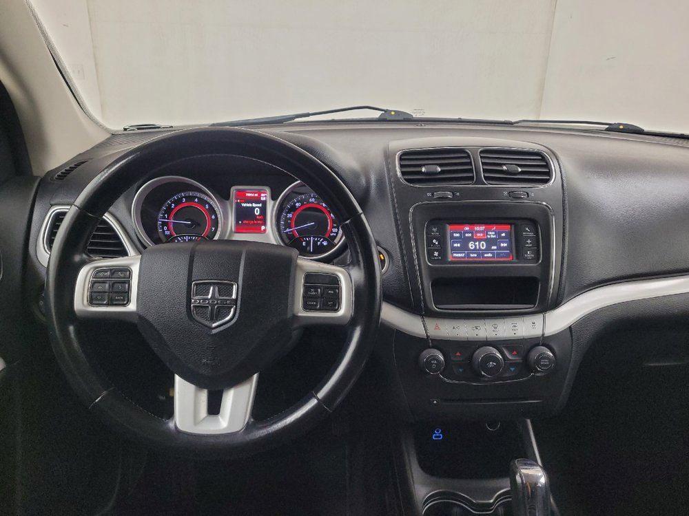 Used 2020 Dodge Journey SE w/ SE Popular Equipment Group FWD image 22
