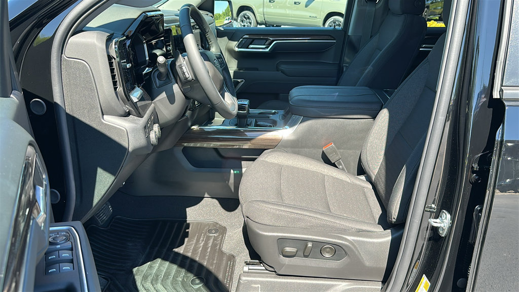 New 2026 Chevrolet Silverado 1500 RST w/ Z71 Off-Road Package AWD/4WD image 16