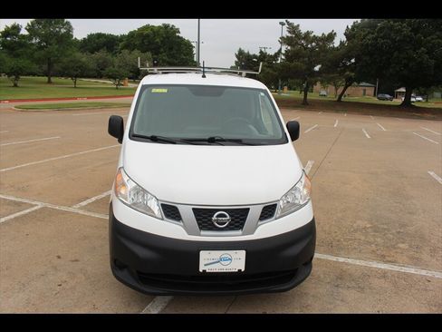 Used 2016 Nissan NV200 S FWD image 8