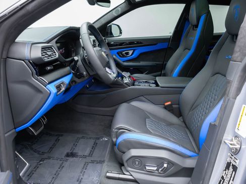 Used 2024 Lamborghini Urus S AWD/4WD image 11