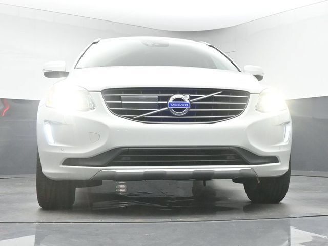 Used 2015 Volvo XC60 T5 Platinum w/ Climate Package FWD image 11