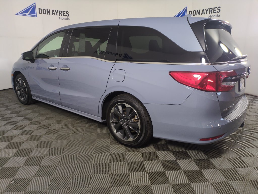 Certified 2023 Honda Odyssey Elite image 4