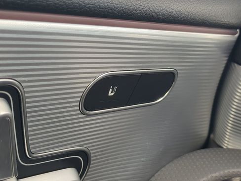 Used 2021 Mercedes-Benz A 220 image 24