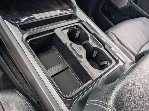 Used 2023 Ford F250 Lariat w/ Lariat Ultimate Package image 25