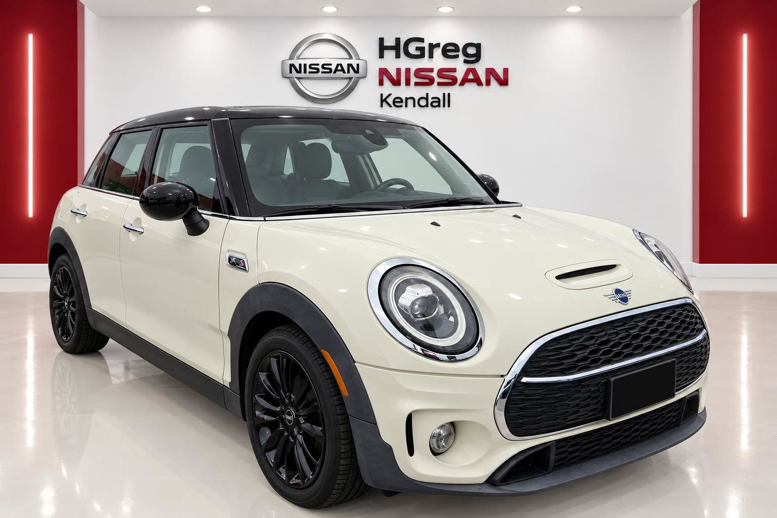 Used 2020 MINI Cooper Clubman S FWD image 3