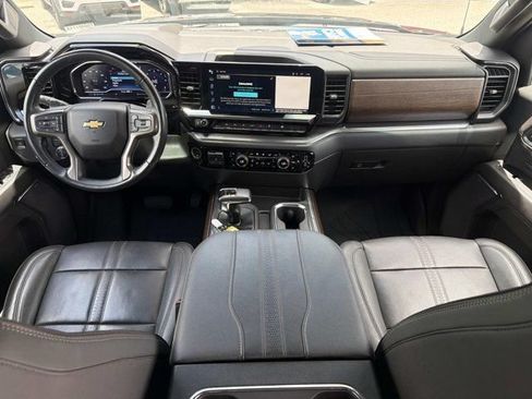 Used 2023 Chevrolet Silverado 1500 High Country w/ Technology Package AWD/4WD image 23