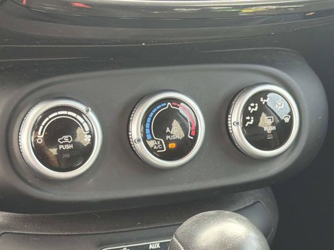 Used 2018 FIAT 500X Trekking FWD image 14