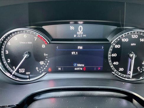 Used 2020 Cadillac XT5 Premium Luxury image 25