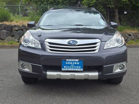 Used 2012 Subaru Outback 2.5i Limited AWD/4WD image 5