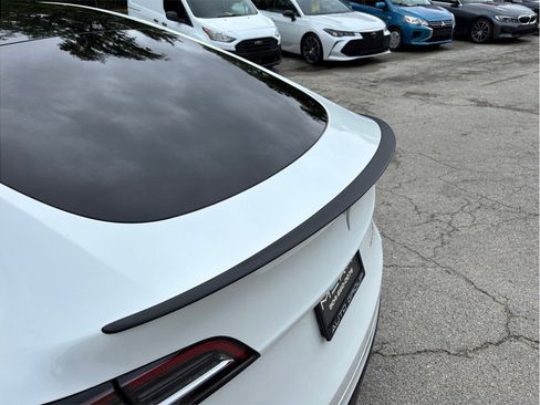 Used 2023 Tesla Model Y Long Range AWD/4WD image 14