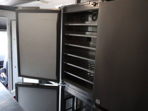 Used 2022 Mercedes-Benz Sprinter 4500 w/ Parking Package image 16