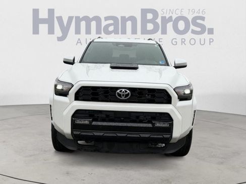 Used 2025 Toyota 4Runner TRD Sport AWD/4WD image 8