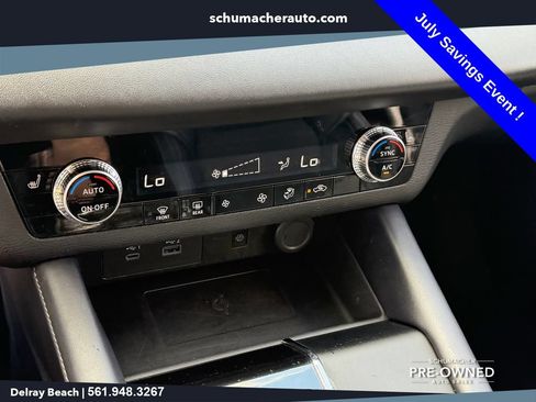 Used 2024 Mitsubishi Outlander FWD image 24