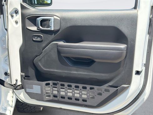 Used 2018 Jeep Wrangler Unlimited Sport S AWD/4WD image 27