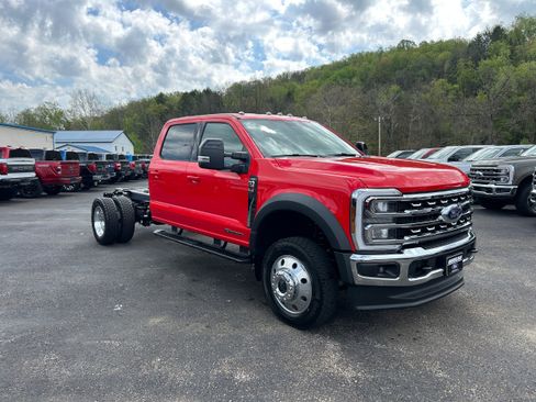 New 2026 Ford F550 4x4 Crew Cab image 18