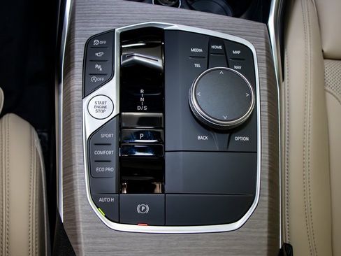 Used 2025 BMW 230i xDrive Coupe w/ M Sport Package image 19