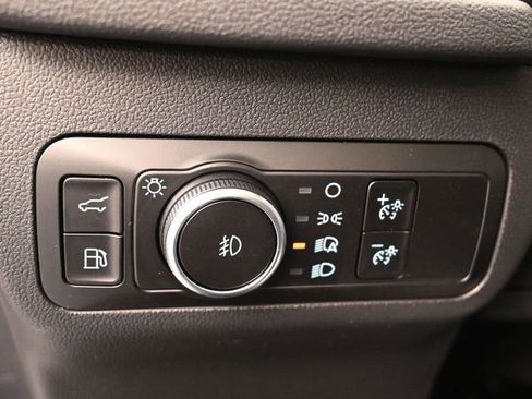 New 2026 Ford Escape SE image 24