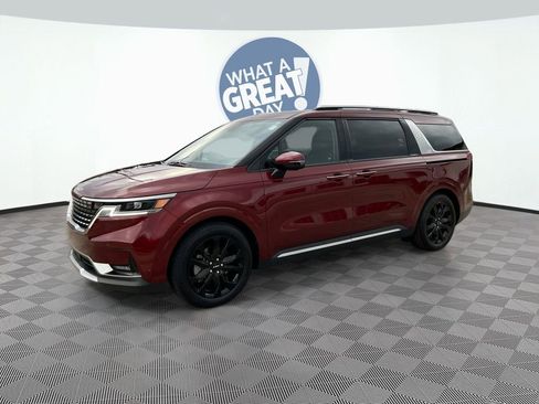 Certified 2023 Kia Carnival SX image 32