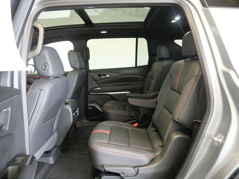 Used 2024 Chevrolet Traverse RS w/ LPO, Floor Liner Package AWD/4WD image 26