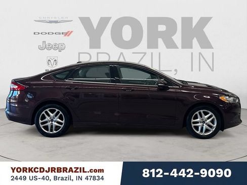 Used 2013 Ford Fusion SE FWD image 6
