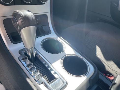 Used 2011 GMC Acadia SLE image 34