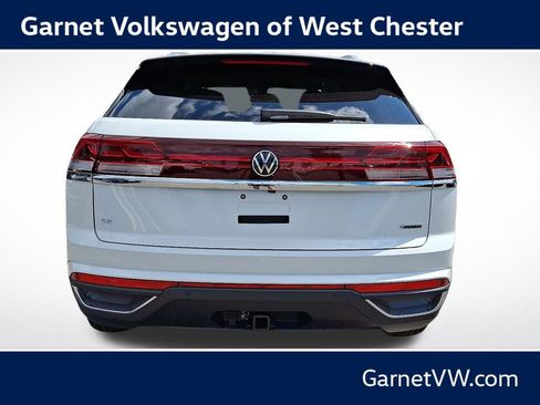 New 2026 Volkswagen Atlas Cross Sport SE AWD/4WD image 4